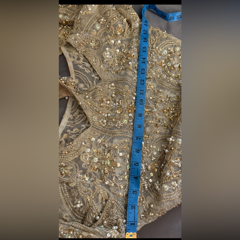 Kanwal Malik (Elegant Gold and White Embellished dress) small size - Picture 16 of 16